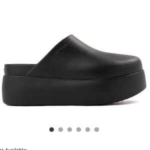 CROCS Black Women's Platform Mules